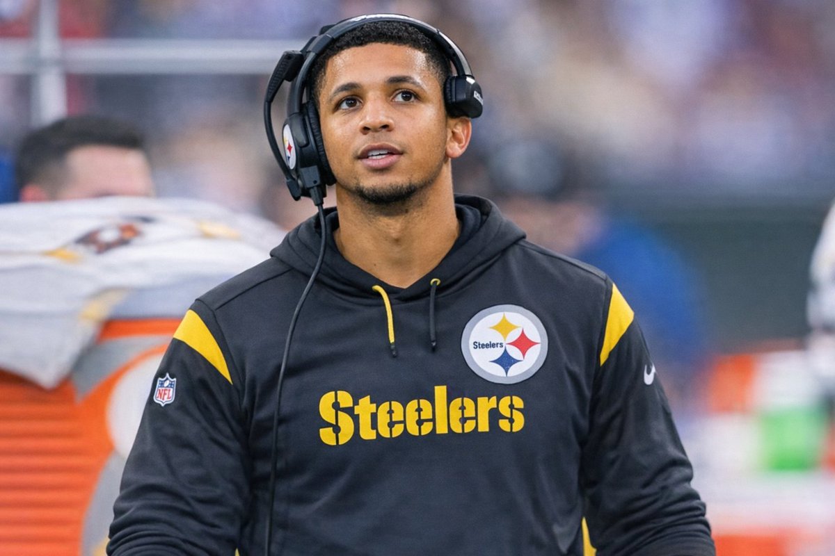 CGillis2021's tweet image. One can only dream!!

HC - Chris Shula
OC - Nate Scheelhaase
DC - Raheem Morris
Sr Offensive Assistance - Mike McCarthy

#Steelers