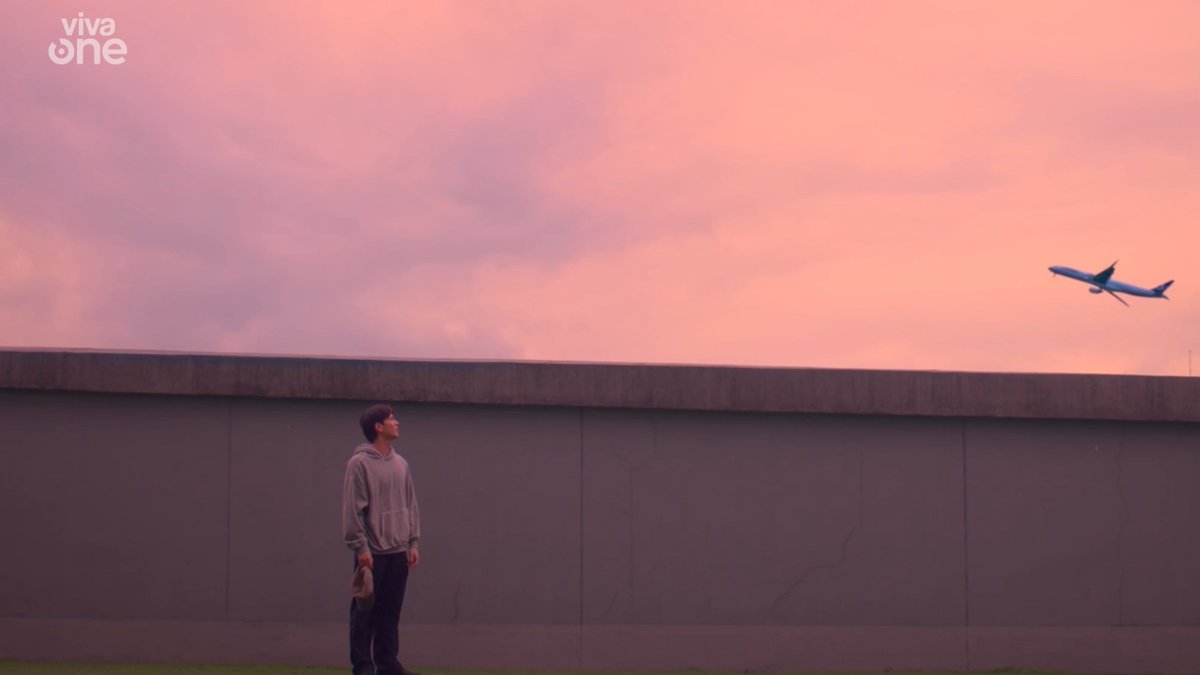 this is peak cinema, golden scenery of tomorrow.

VIARKIN EATNRUN
#GSOTStrangersNow