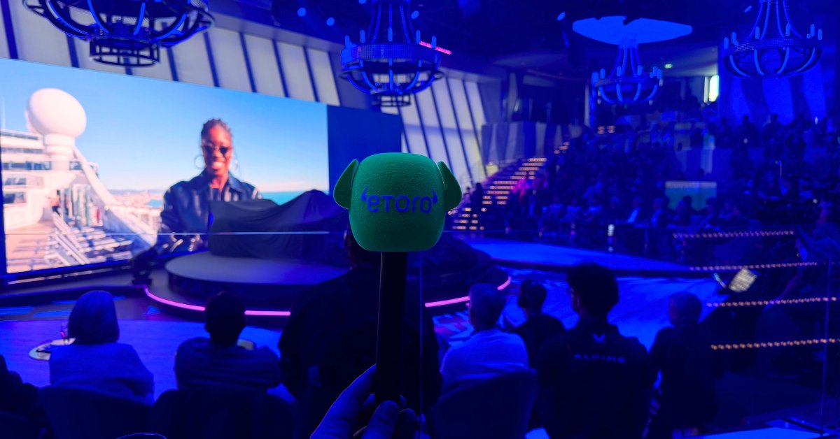 eToro's tweet image. Today, eToro was part of the unveiling of the new BWT Alpine Formula One Team livery for 2026.

With our CEO @yoniassia present alongside @PierreGASLY and @FranColapinto, this partnership officially takes off.

@AlpineF1Team

Just getting started 🏁