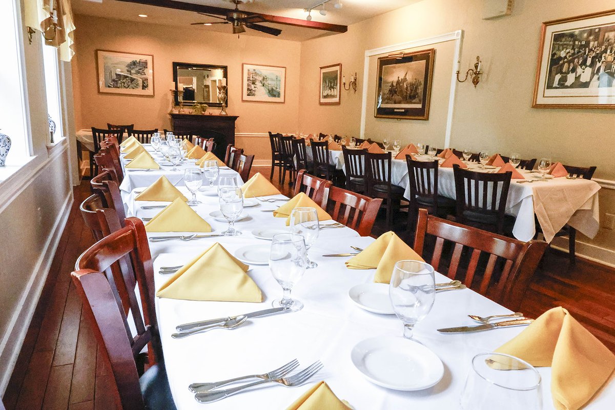 WCrossingInn's tweet photo. We've got a variety of choice to choose from when it comes to event spaces!
For more information and for bookings, please call  215.493.3634

https://t.co/n04YXAT5xS https://t.co/T1XRBd4r8J