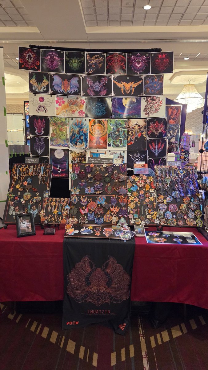 Hello everyone, I'm at #isshocon this weekend at table #21. If you are in the area consider stopping by at my table!