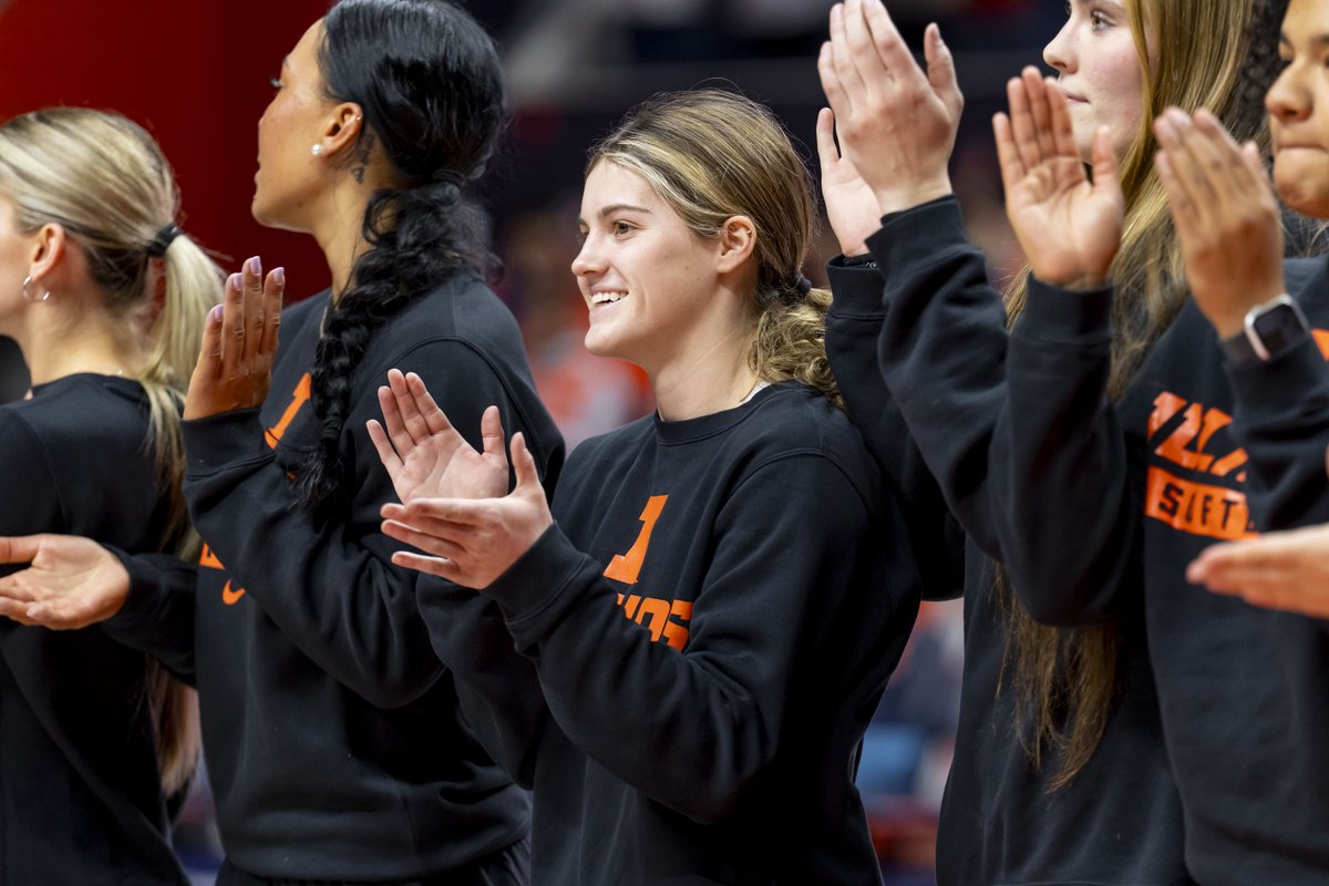 Illinois Softball tweet media