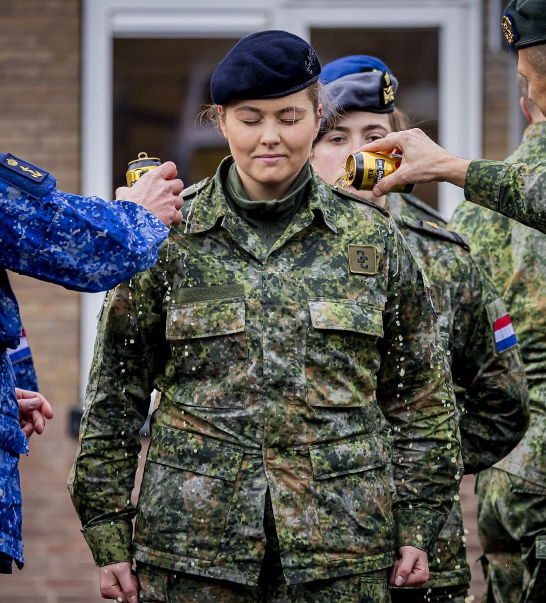 Anne Fleur Dekker tweet media