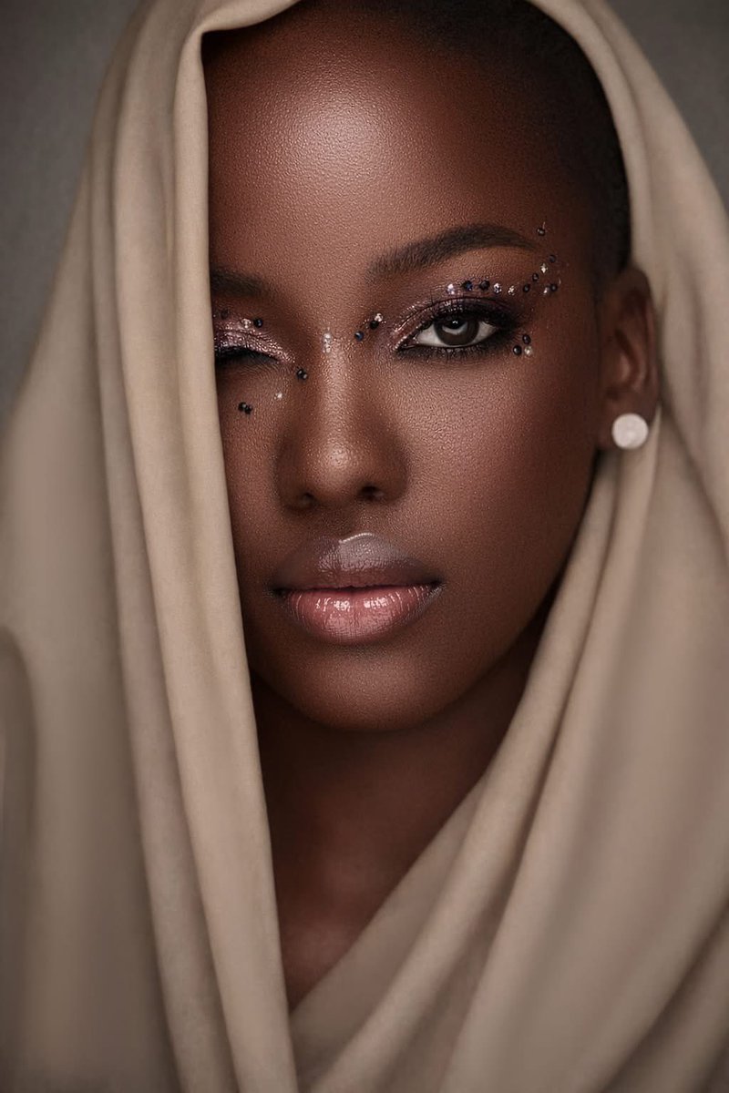 EfexMediaStudio's tweet photo. Photo retouching can be the most challenging part of photography. At Efex Media Studios you can Trust us to deliver a splendid experience with you that lasts a lifetime.  Take a close look at the before &amp; After. 
#Efexmediastudios #photography #media #asaba https://t.co/O8zdqmO7QD