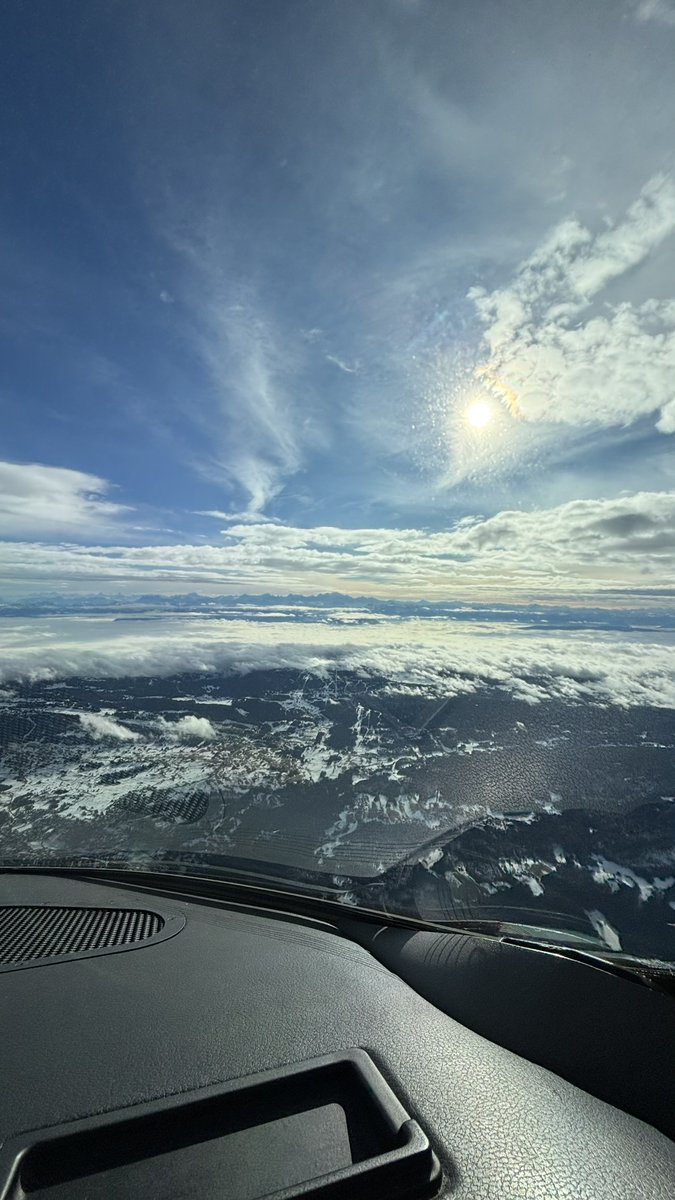 Gauthier ✈️✈️ tweet media