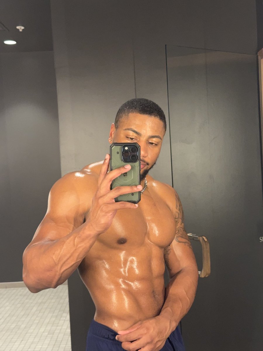 Gavin Roland, MD tweet media