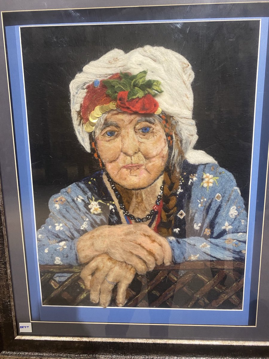 Keçe kullanılarak yapılmış kadın portresi, sanat hayattır, iyi akşamlar