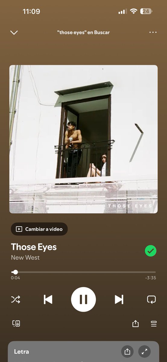 zerrCh's tweet image. Those eyes. ❤️‍🩹🥹