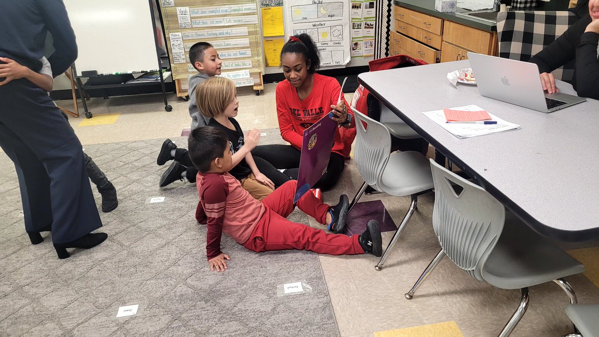 Del Valle Track and Field tweet media