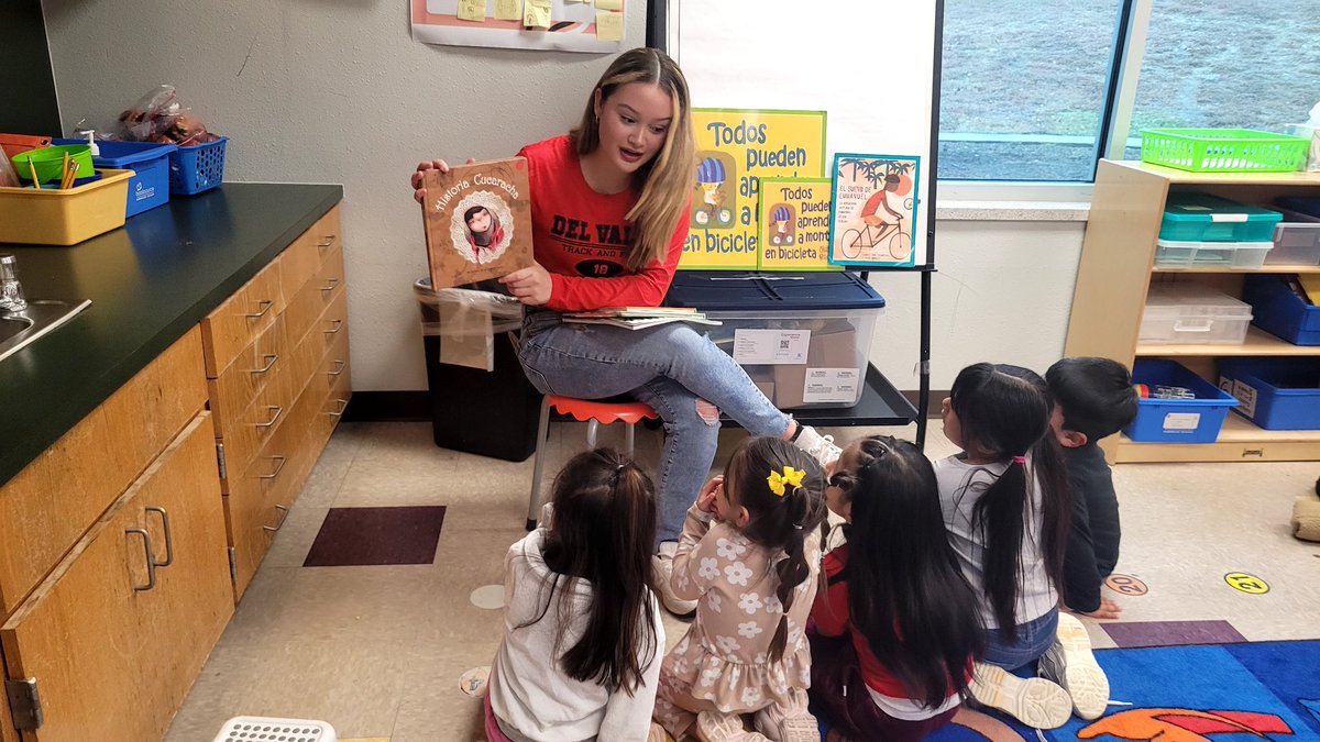 Del Valle Track and Field tweet media