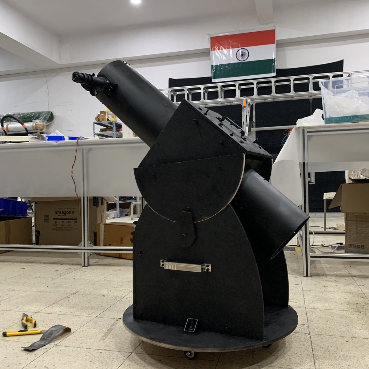 iam_myidea's tweet image. Finally!  A hoby project DIY telescope 🔭 done.

Named it "Curiosity"

Curiosity Spec:
6" f/6 Newtonian reflector with dobsonian mount

#moon #Astronomy