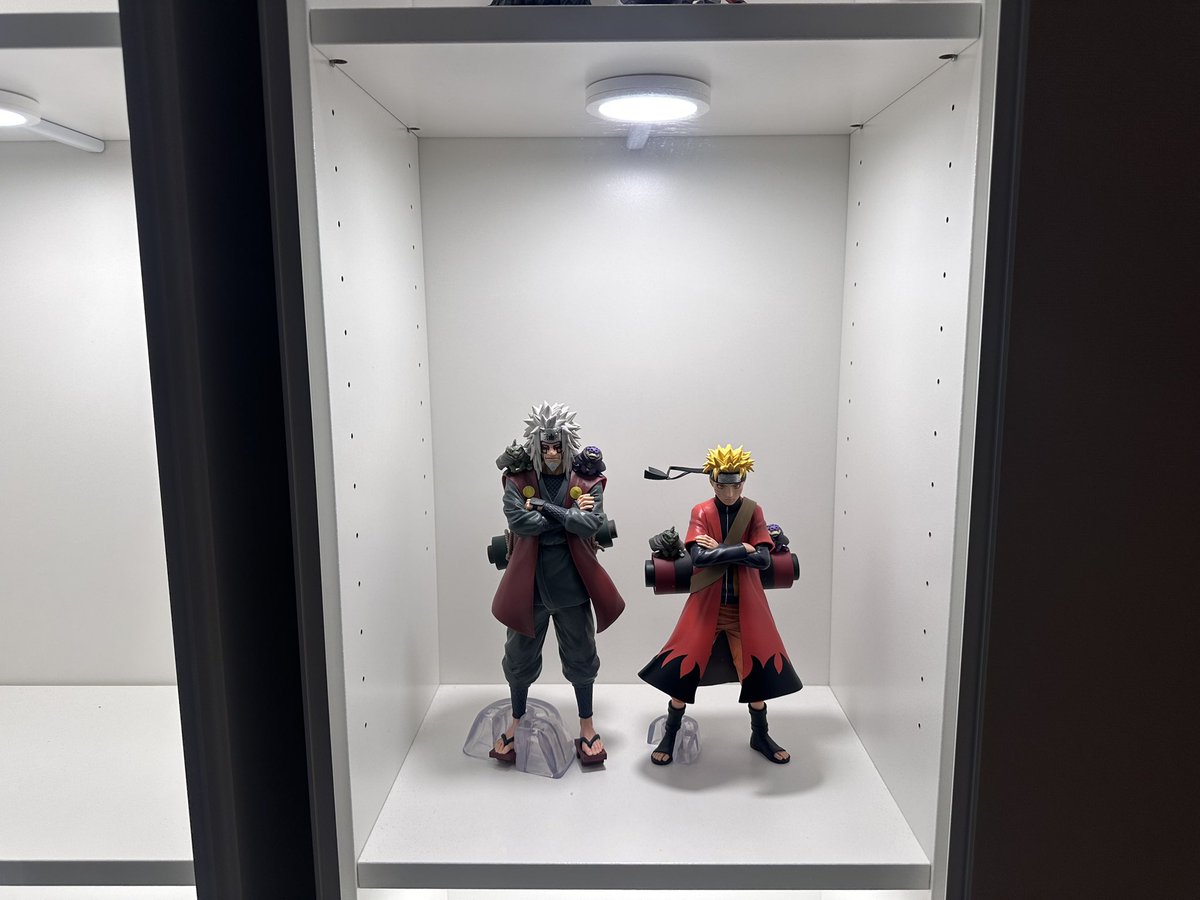 DRAGONBALL12_'s tweet photo. 前回に引き続き
好きなアニメキャラ厳選ディスプレイ
2枠目はNARUTO🍥
今日発売の一番くじから出た
仙人モードのナルトと自来也先生
発売前は色々言われてたナルトも
開けてみると最高クオリティ
文句なしの決定版です😌 https://t.co/9uNytMAAQ1