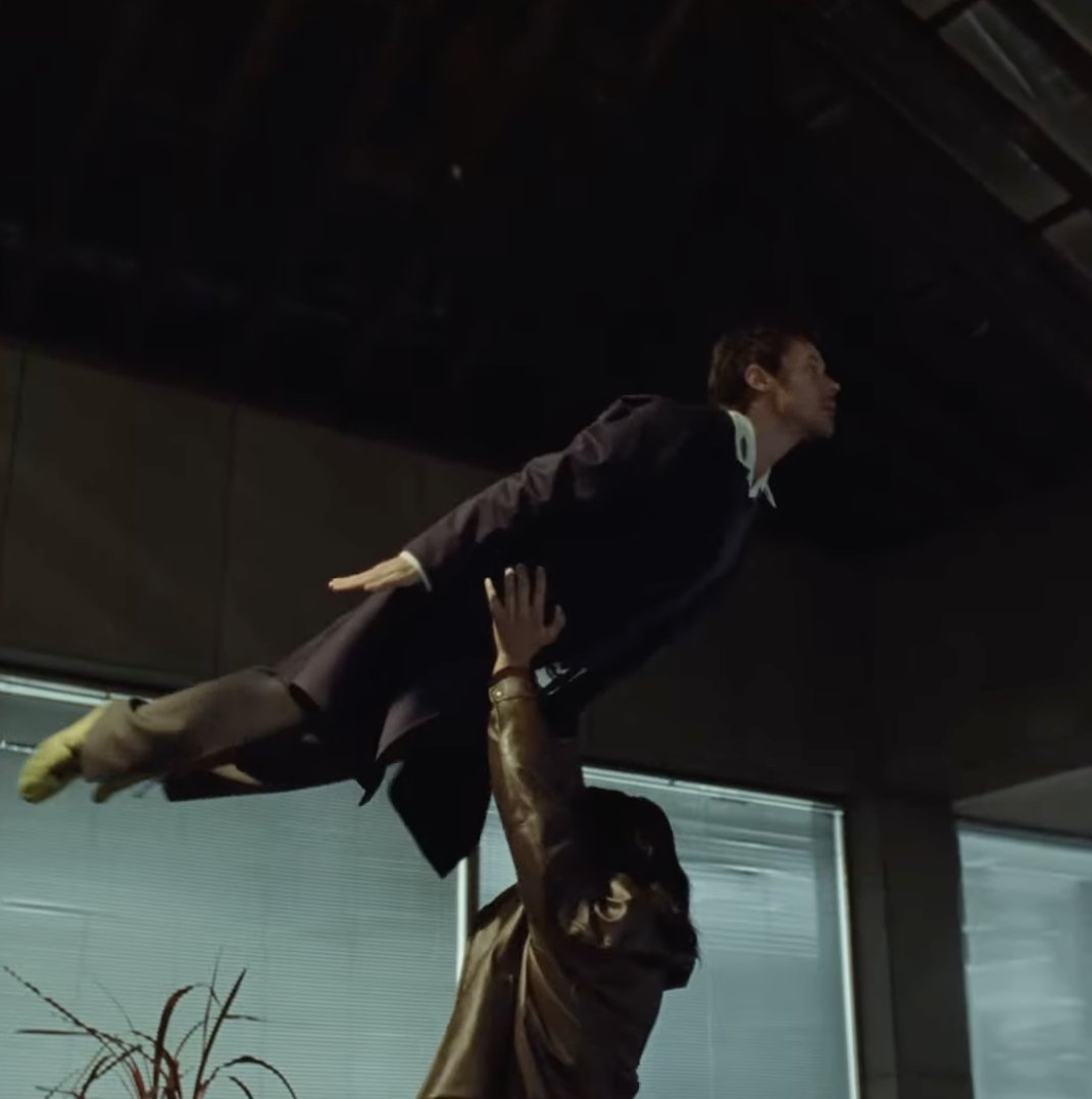 Variety's tweet photo. #HarryStyles dances, gets chased, and tumbles down a flight of stairs in the music video for his new single “Aperture,” from his upcoming album Kiss All the Time. Disco, Occasionally."

https://t.co/F6N6OnI4GS https://t.co/WoC5bWPpNy