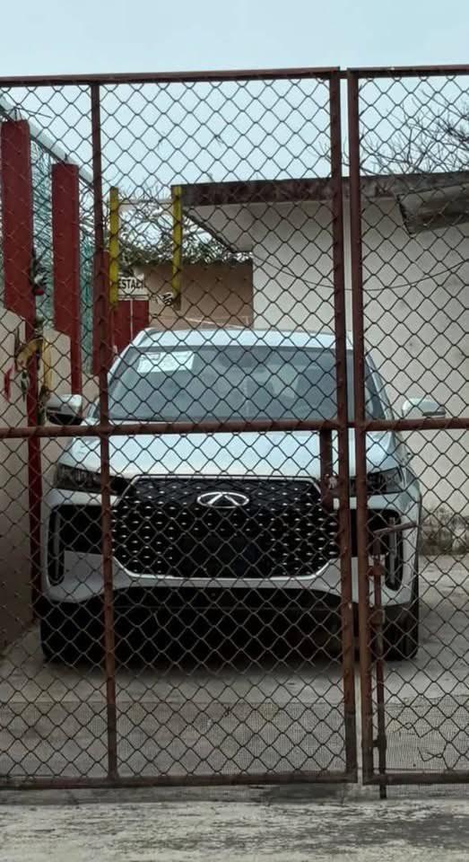 JJDiazMachuca's tweet image. TODO MORENA ES PURA HIPOCRESÍA

🚨 EL TESORERO DE LA FAMILIA SOSA SE AUTOPREMIA: LUJO, CINISMO Y PRESUNTA CORRUPCIÓN EN LERDO DE TEJADA

Lerdo de Tejada, Veracruz.
Mientras desde el poder municipal repiten como disco rayado la palabra austeridad, en la realidad el clan en el…