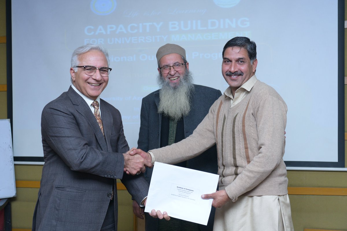UAJK_Official's tweet photo. Certificates were presented to administrative officers at @UAJK_Official upon successful completion of NOPM, reflecting the university’s commitment to capacity building and professional development.
#UAJK #NOPM #HigherEducation https://t.co/M9ZdsHZSZP