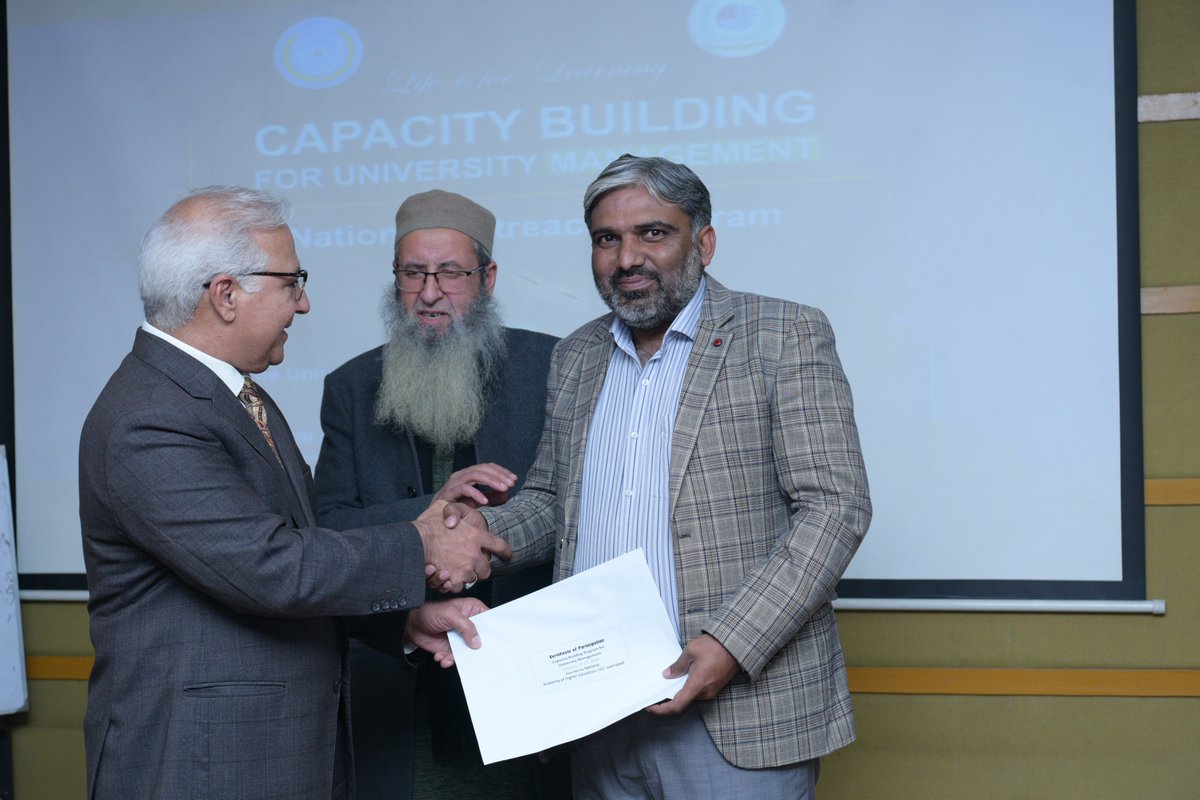 UAJK_Official's tweet photo. Certificates were presented to administrative officers at @UAJK_Official upon successful completion of NOPM, reflecting the university’s commitment to capacity building and professional development.
#UAJK #NOPM #HigherEducation https://t.co/M9ZdsHZSZP