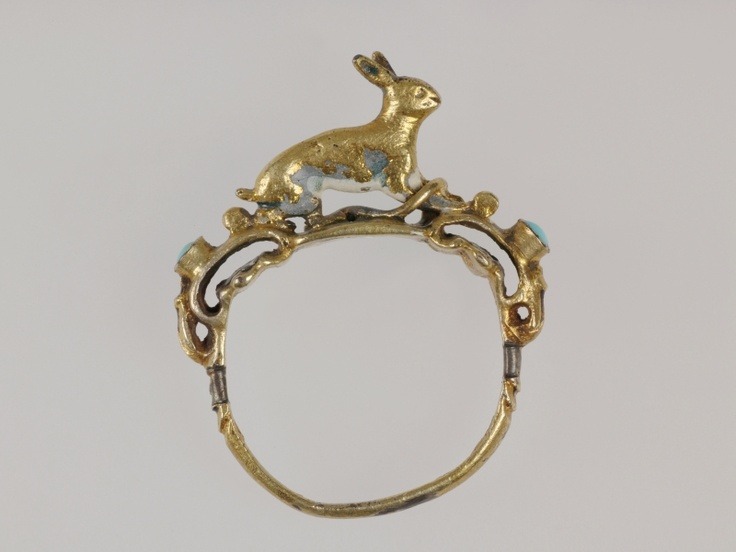 archaeologyart's tweet image. Gold finger ring, Europe, 16th century