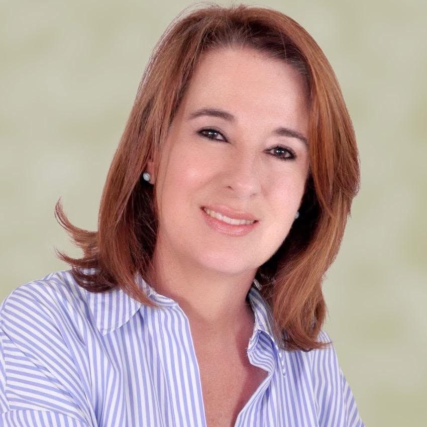 Gracias a la Psicóloga Yolanda Burgos por darnos un panorama de las terapias que pueden mejorar nuestra salud mental en esta etapa de la vida y por dejarnos claro que los sentimientos de vergüenza y culpa no nos ayudan a salir adelante.
Aquí el podcast
omny.fm/shows/enlace-5…