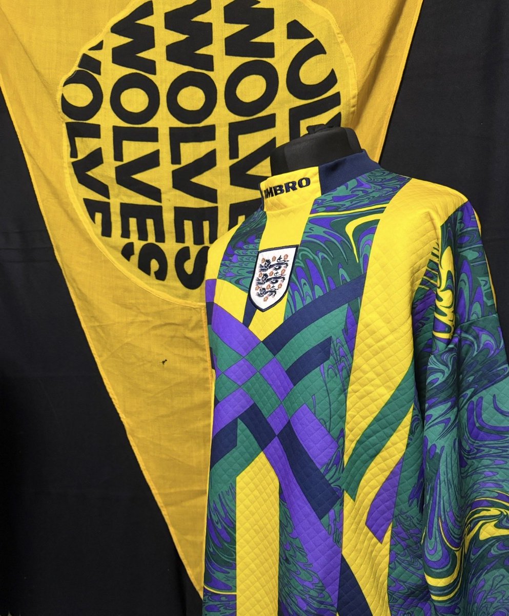 KeeperMatchworn's tweet photo. Nice addition to the keeper collection worn by and direct from Tim Flowers
Match Details
• Date: Thursday, May 23, 1996 
• Venue: Workers' Stadium, Beijing, China.
• Result: China 0 - 3 England. https://t.co/GAURXGqHId