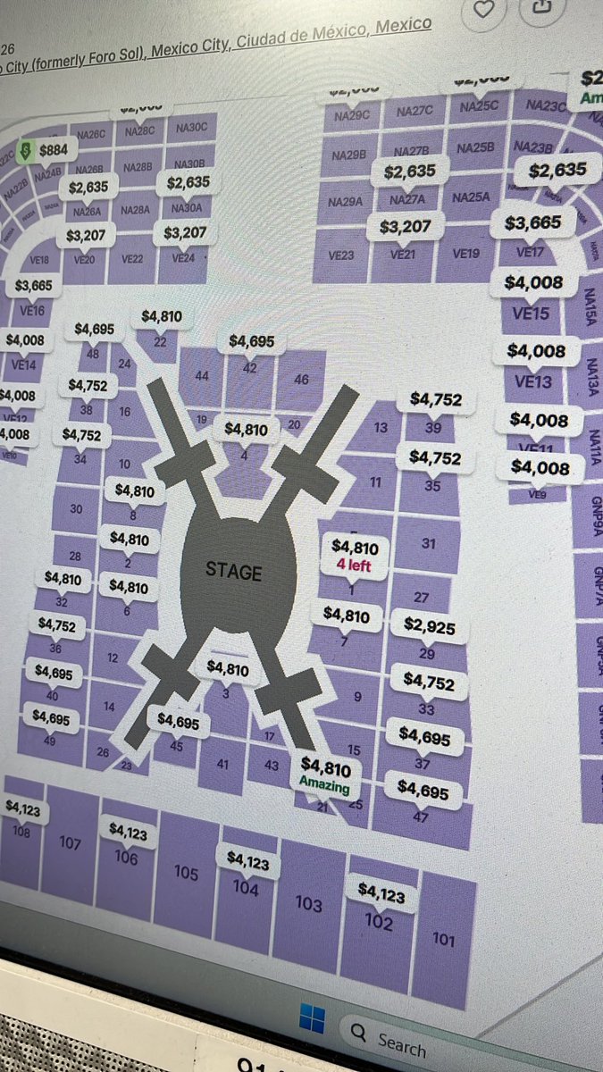 wldheavn's tweet image. NO QUE UN MÉXICO SIN HAMBRE CLAUDIA?

La primera foto la tomé como 30 minutos después que empezara, los precios son en dólares 

#BTS_WORLDTOUR_MEXICOCITY