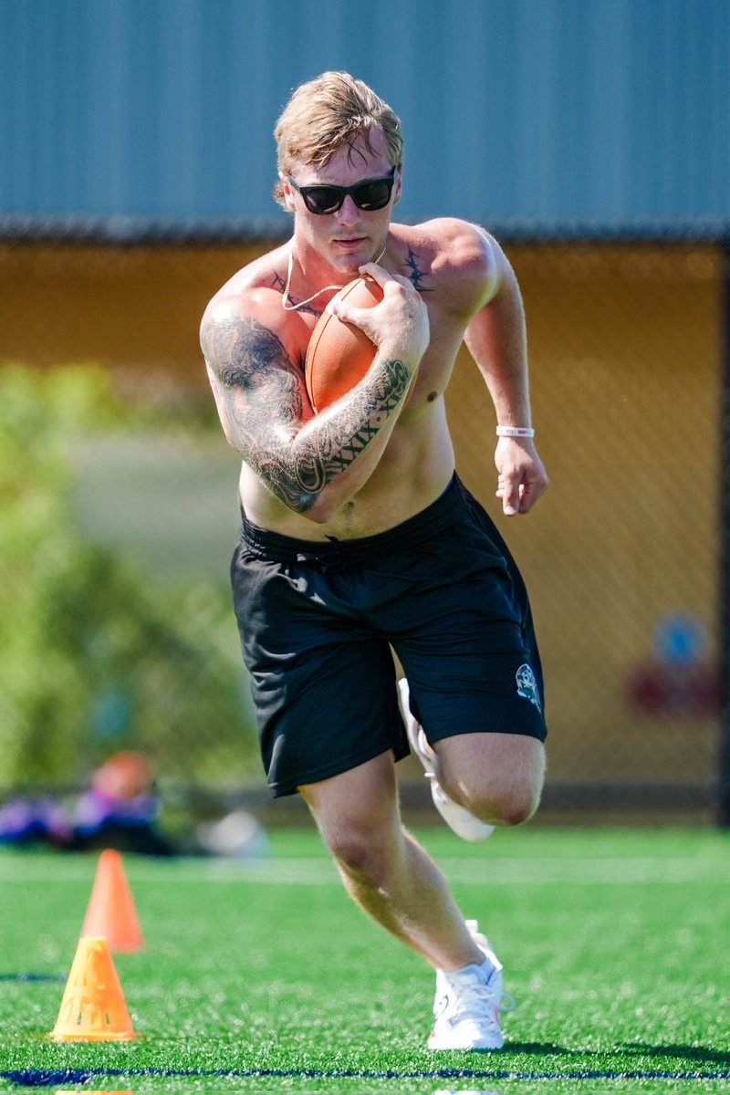 Film To Field tweet media