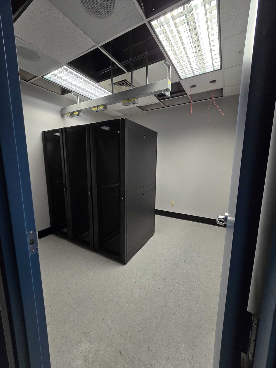 ColoCrossing tweet media