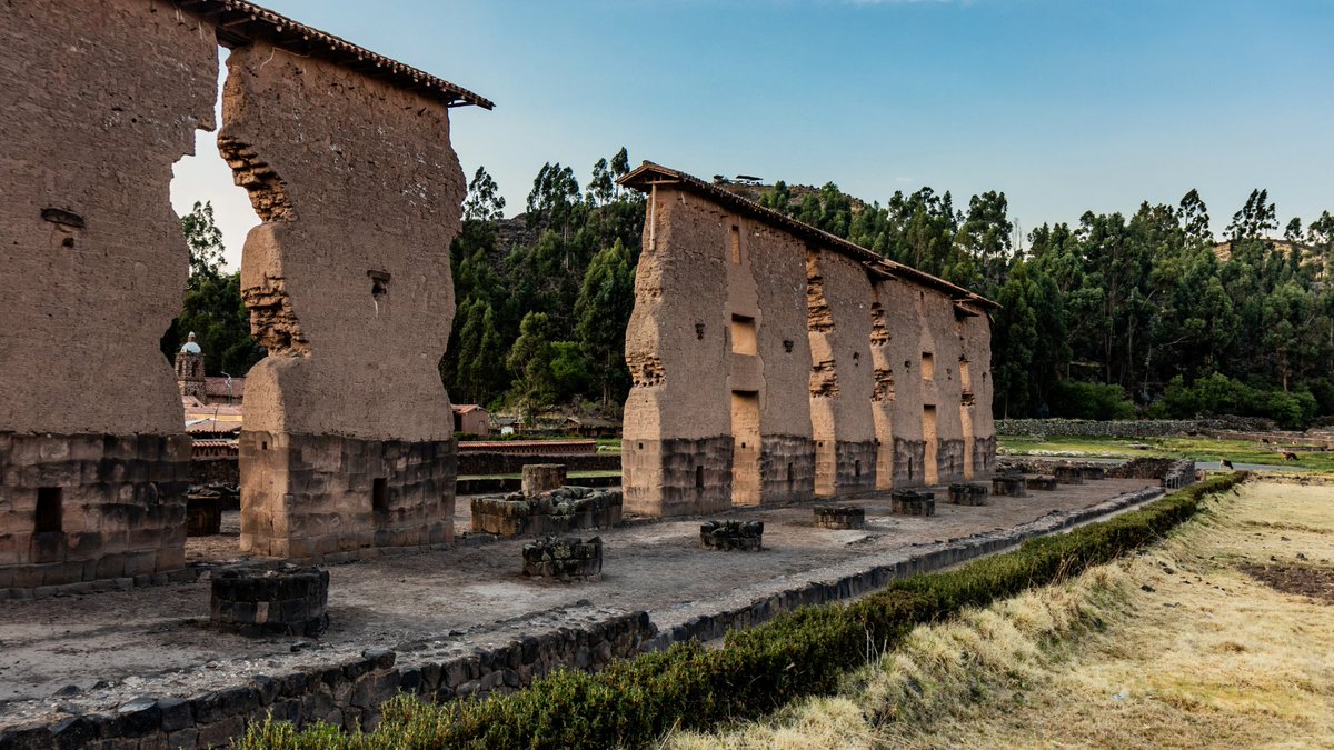 JoelPalacios655's tweet image. En la Ruta del Sol, Raqchi aporta una pausa histórica que permite comprender la dimensión ceremonial del mundo inca en medio del paisaje del altiplano.
Enlace:avalostours.com/la-ruta-del-so…
#Peru #RutaDelSol #Raqchi #Cusco #Puno #ViajesPeru