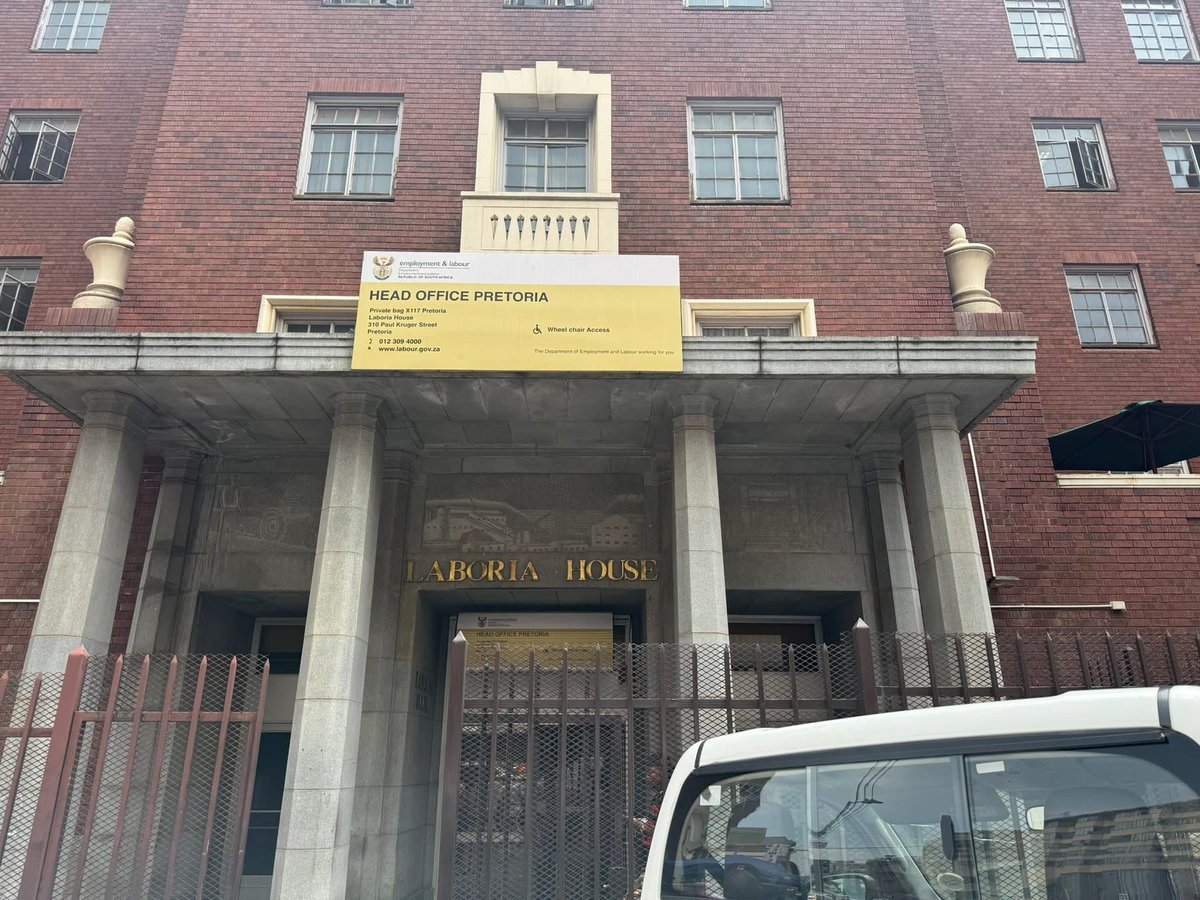 OnlineMag_RSA's tweet photo. The @CityTshwane has intensified its revenue collection drive, following updates from Executive Mayor Dr Nasiphi Moya. Electricity was disconnected at defaulting government facilities owing millions, reinforcing accountability and productivity in the city. https://t.co/MW40z7TFai