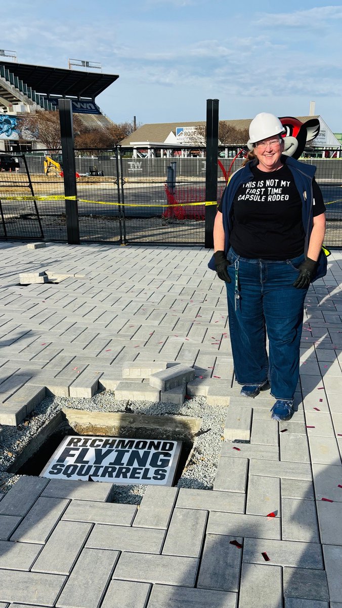 VaDHR_SHPO's tweet image. We helped make #RVA #FlyingSquirrels history! To the good folks at @GoSquirrels and @CarMax, thank you so much for including DHR in this special moment! We can't wait for the new season! Check out some photos from yesterday's Flying Squirrels time capsule ceremony at @CarMaxPark.