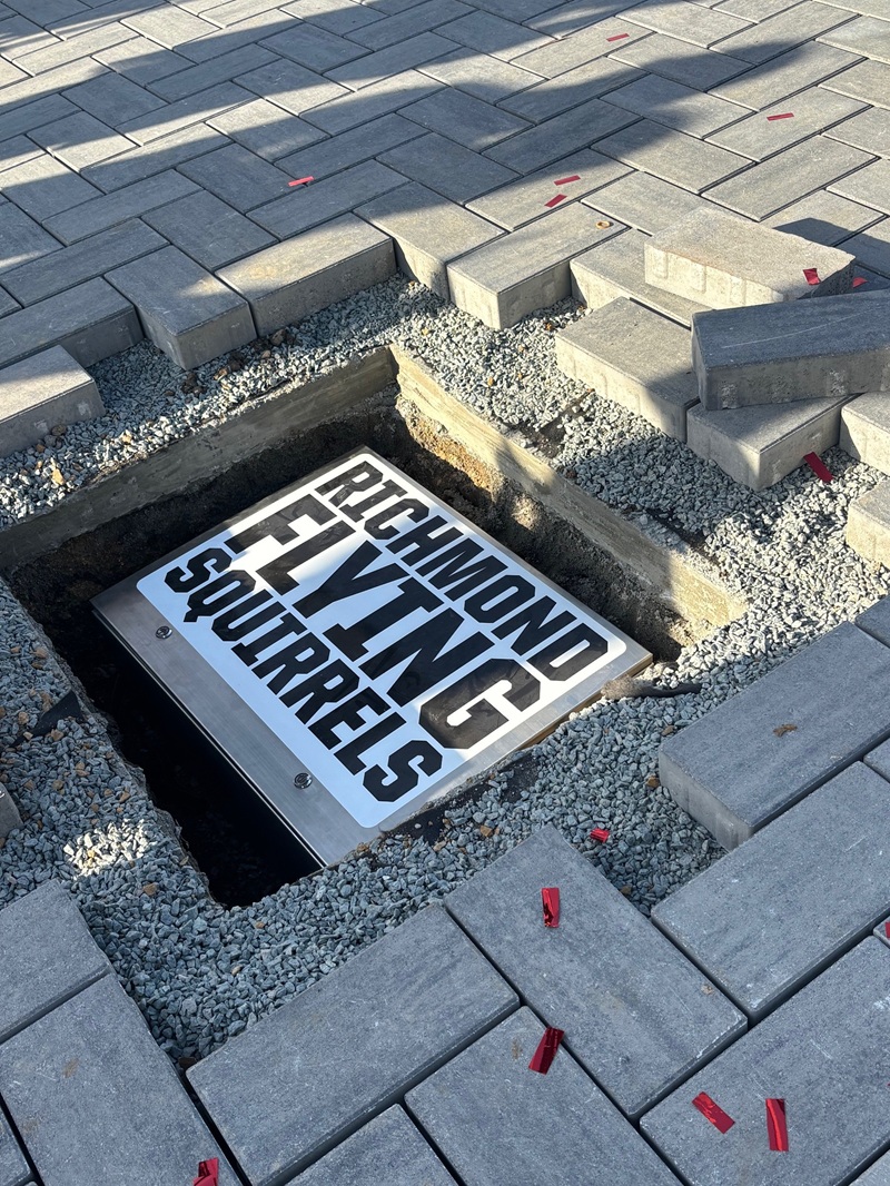 VaDHR_SHPO's tweet image. We helped make #RVA #FlyingSquirrels history! To the good folks at @GoSquirrels and @CarMax, thank you so much for including DHR in this special moment! We can't wait for the new season! Check out some photos from yesterday's Flying Squirrels time capsule ceremony at @CarMaxPark.