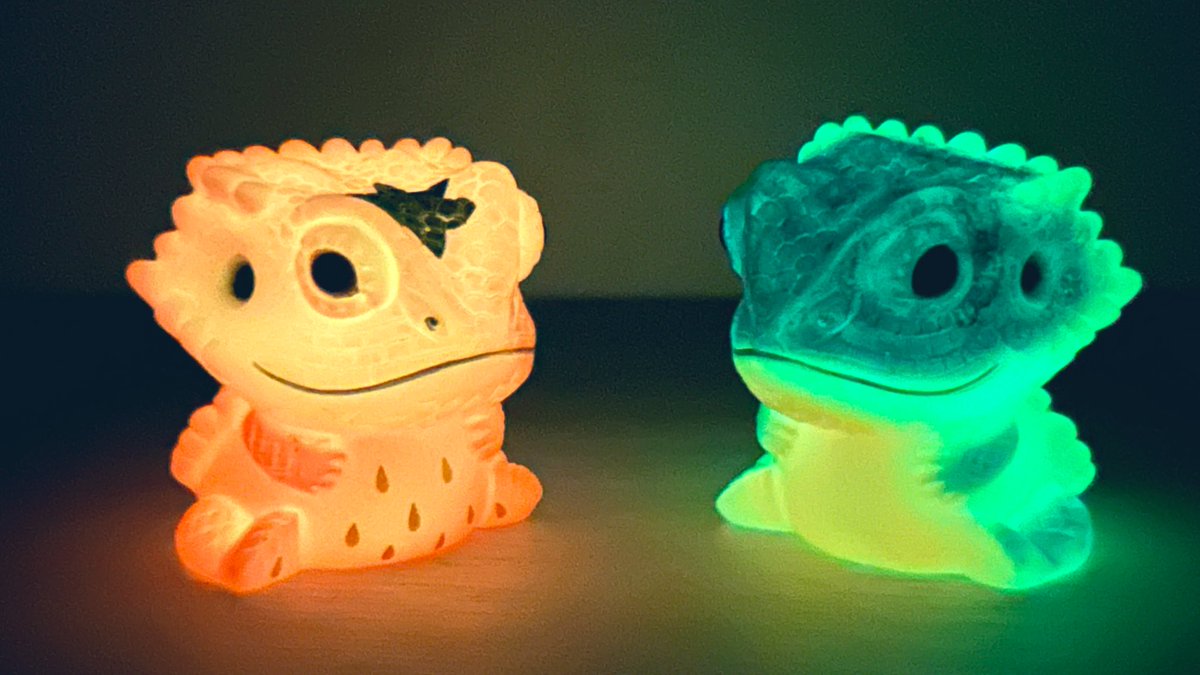 フルーティなフトアゴンベビーもT-BASEさんで回してきたよ🍓🍈

こちら全種蓄光仕様とのこと💡
綺麗でかわいい🤗
#フトアゴン　#フトアゴンベビー