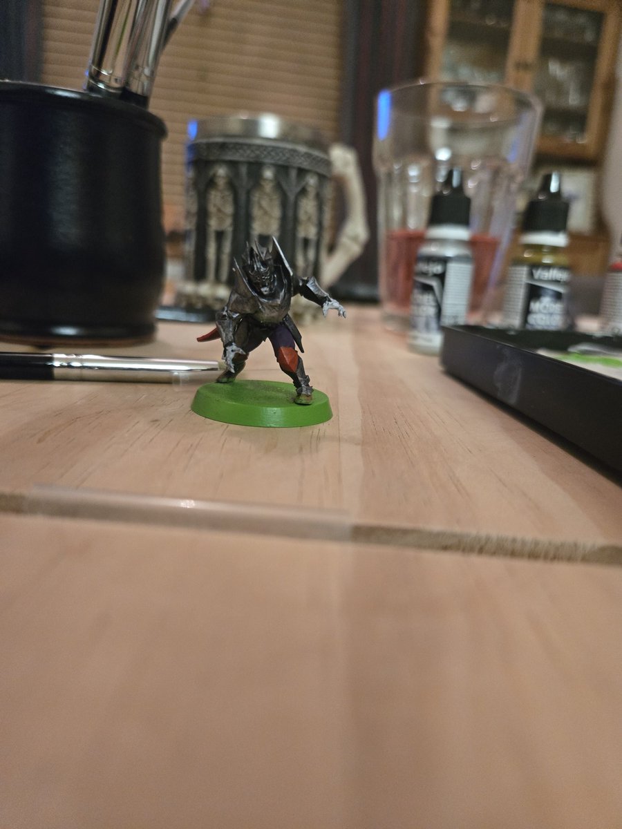 Dravreth's tweet image. I know it's not that good but its my first blood bowl mini painted very rough still very new at painting.
#warhammer
#Bloodbowl