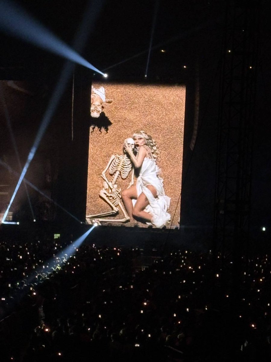 寒い中
ありがとう
ございます！
本日終わりました
明日はセナ氏と生誕
皆さまのお越しを
お待ちしてます
震えながら
帰ります

明晩も
よしなに、よしなに