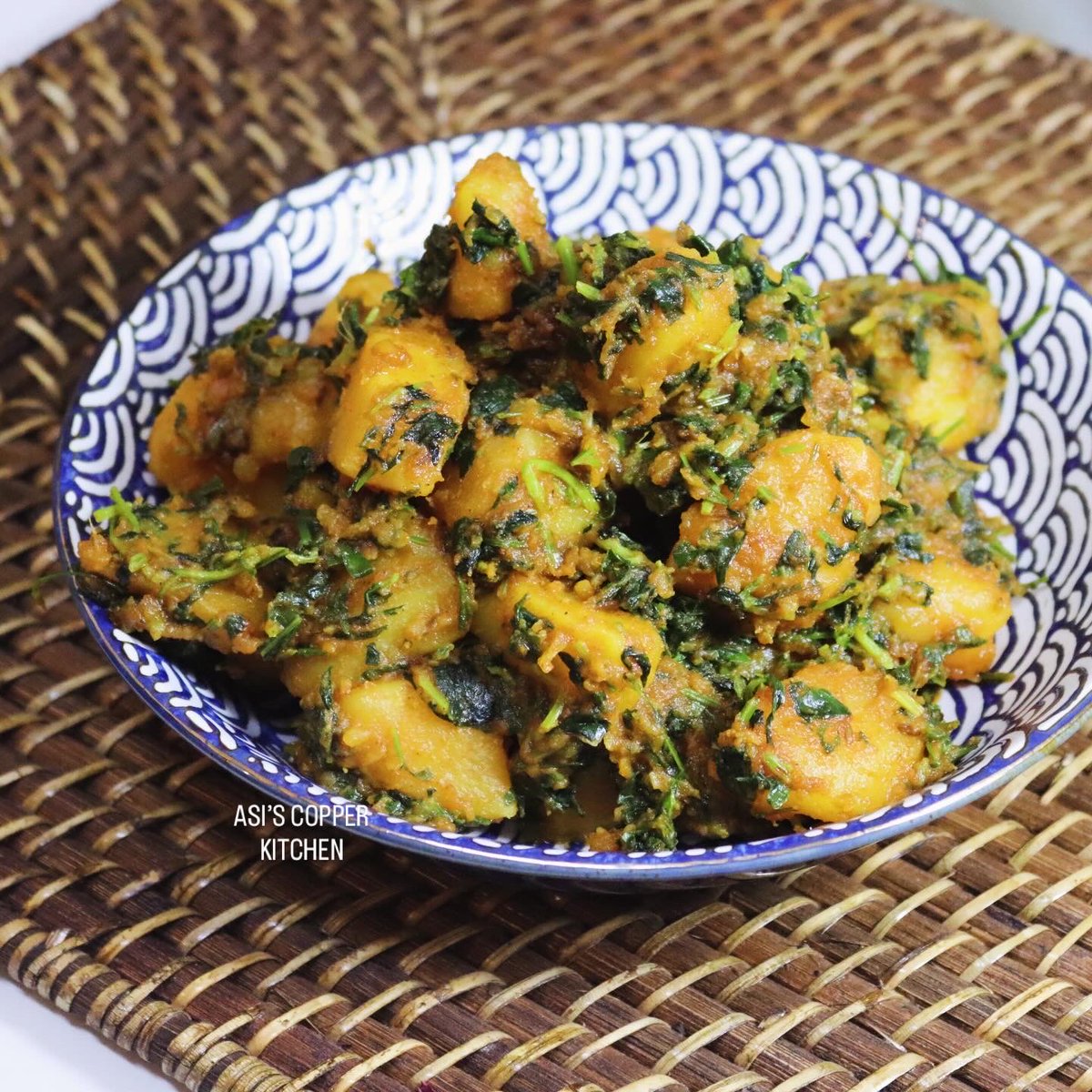 asiskitchen's tweet photo. “Simple ingredients, big comfort ✨
Aloo Methi – healthy, homely, and full of flavour 💚🥔”
#tamilrecipe #FoodReels
#ReelsIndia
#FoodieReels
#CookingReels
#RecipeReel
#ViralReels https://t.co/s4otbExNMC