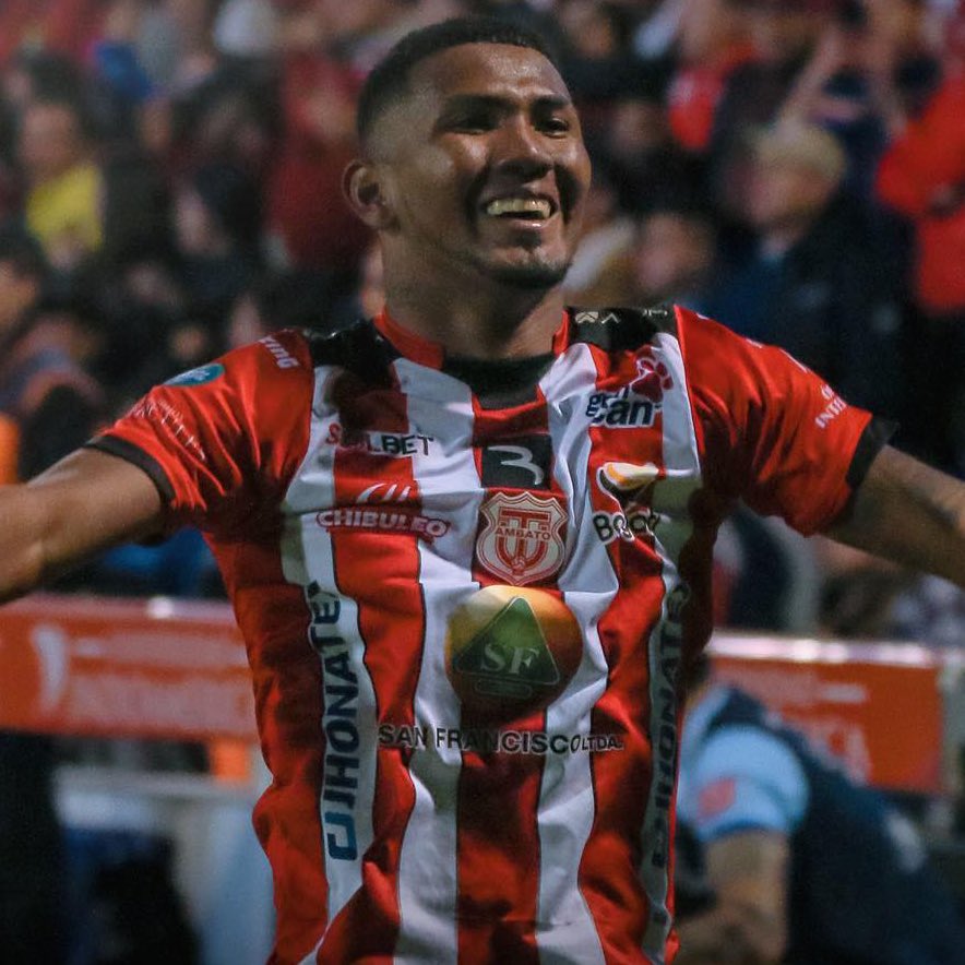 ¡Estupiñán no regresa al Rodillo! ❌

Luis Estupiñán no llegará a Técnico Universitario para la temporada 2026, no hubo un acuerdo económico.
#LaRadioDeTodaLaVida