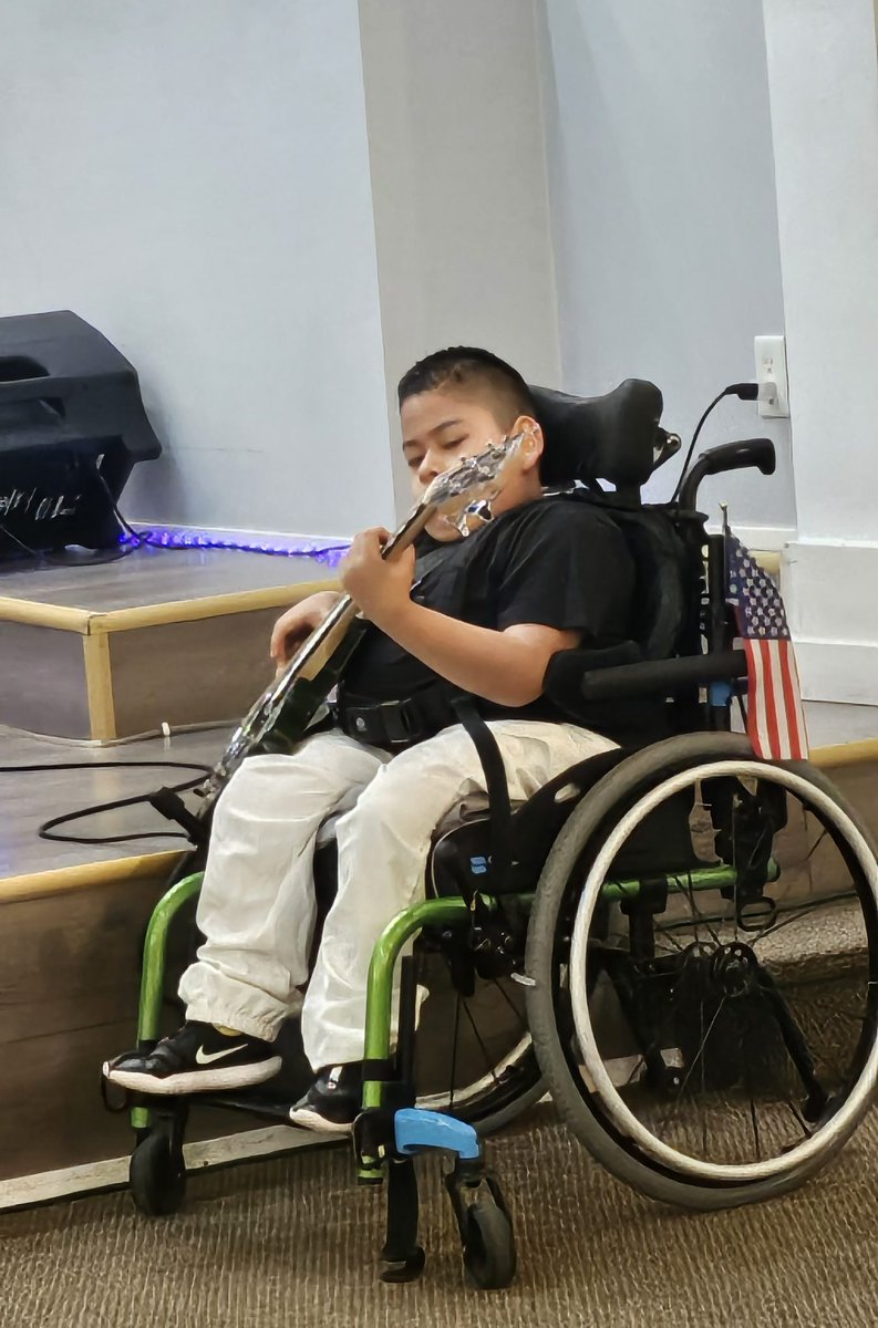 SDRKC's tweet photo. We’re excited to introduce the 2026 Olivia’s Big Splash recipient! This inspiring individual is making waves in design, community, and creativity, and we can’t wait for you to meet them.

👉 Check it out: https://t.co/mhtJ3FqTTJ

#BigSplash2026 #CelebratingCreativity https://t.co/XqItr1R1hv