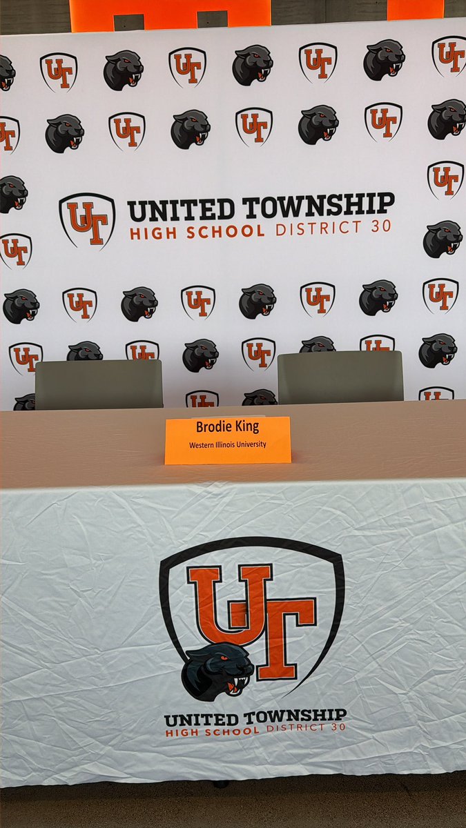 UTHSATHLETICS's tweet image. We have Brodie Kings NLI signing today at 3:15 pm in the UTHS Commons.  #WeAreUT