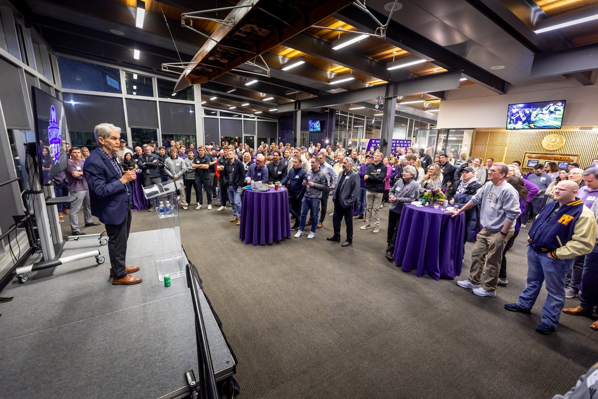 Washington Men's Soccer tweet media