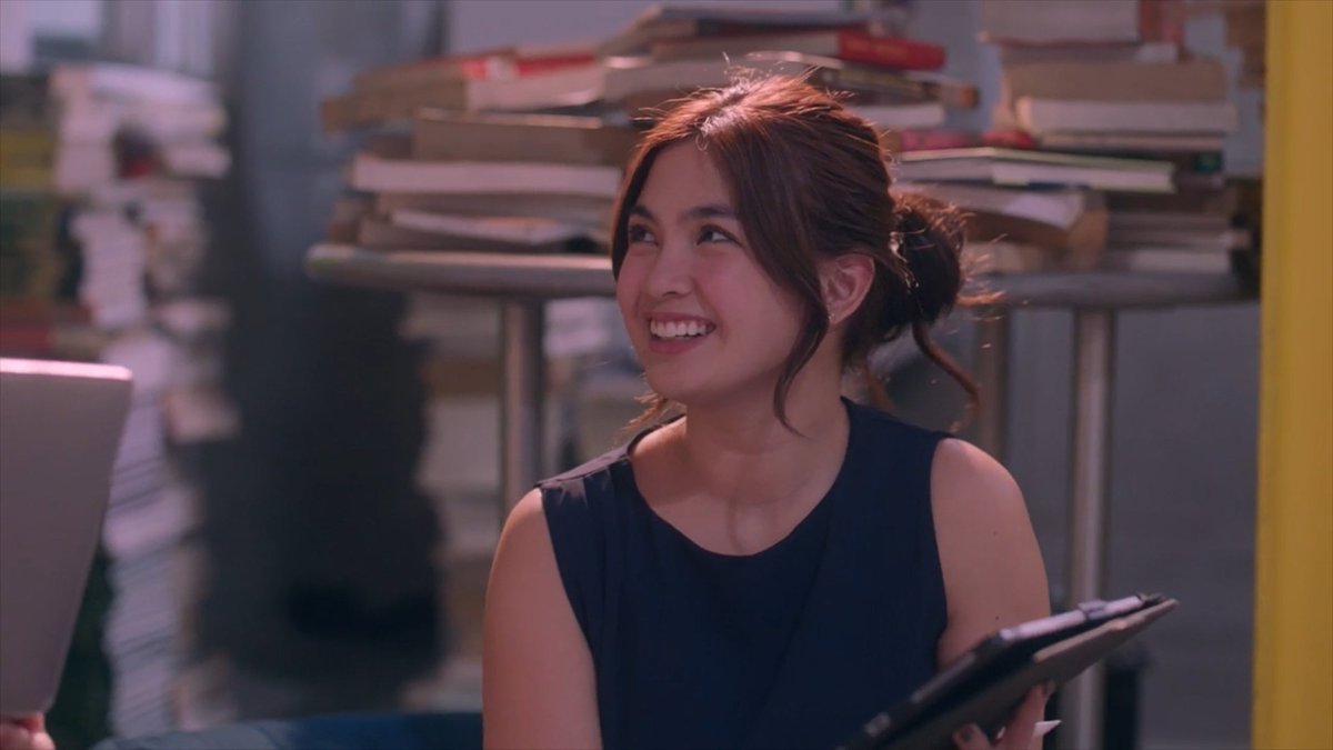 Appreciation tweet for Heaven. Sobrang dami nyang scenes sa GSOT, even sa past episodes. For sure, hnd naging madali for her schedule bcs she's also the main lead sa ilys 1892. Thank you for always showing your support for GSOT Heaven, our Luna.

VIARKIN EATNRUN
#GSOTStrangersNow