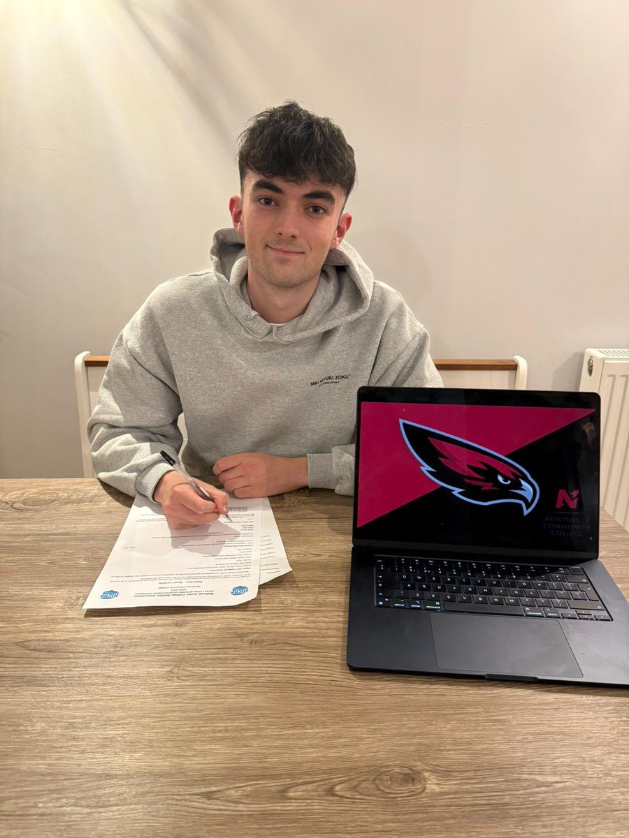 PeakUSA-Golf scholarship placement services tweet media