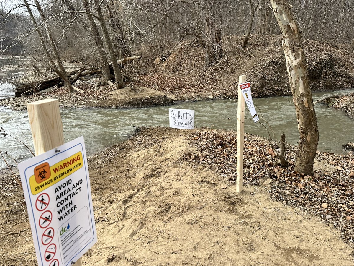 SegravesNBC4's tweet image. Since Monday 40-60 million gallons of raw sewage a day have been flowing into the Potomac River near the DC Maryland border. @dcwater tells @nbcwashington they hope to have flow of sewage into the River stopped by Monday. This sign was put up where the overflow meets the river.