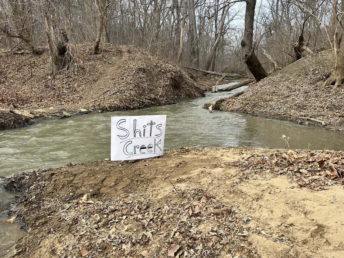 SegravesNBC4's tweet image. Since Monday 40-60 million gallons of raw sewage a day have been flowing into the Potomac River near the DC Maryland border. @dcwater tells @nbcwashington they hope to have flow of sewage into the River stopped by Monday. This sign was put up where the overflow meets the river.