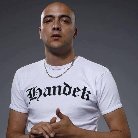 midiminuit__'s tweet photo. Bref : respect à LIM.

Et respect à tous ceux qui ont bâti les fondations du rap avant qu’il devienne mainstream 🙏 https://t.co/6g1Wu1apyd
