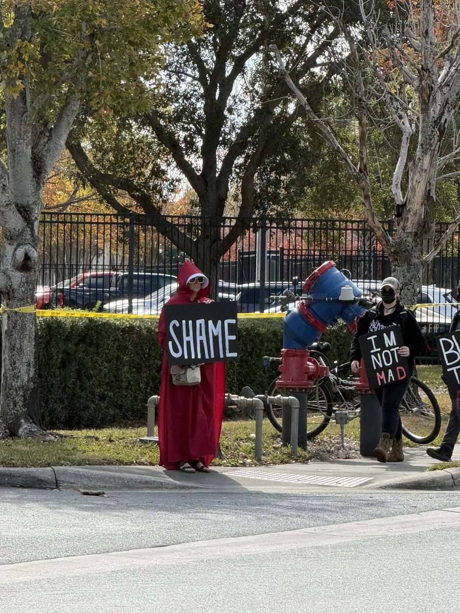 Mike Valente tweet media