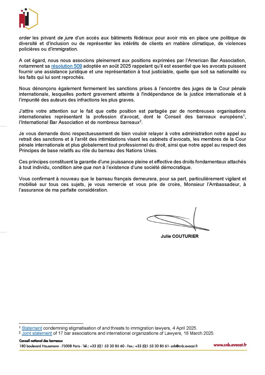 CNBarreaux's tweet photo. [#AvocatsEnDanger] ✉️ Quand l’État de droit est attaqué, le silence n’est pas une option.

@JulieCouturier_ , présidente du #CNB, a adressé une lettre officielle à l'Ambassadeur des États-Unis d’Amérique en France pour alerter sur les préoccupations du barreau français vis-à-vis des attaques contre l’État de droit et l’exercice libre et indépendant de la profession d’#avocat aux États-Unis.

@USAmbFrance 

Consulter la lettre officielle 👇