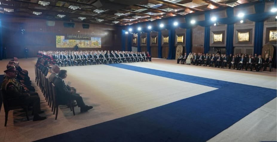 BahrainEmbIQ's tweet image. تحت رعاية معالي القاضي فائق زيدان، رئيس مجلس القضاء الأعلى العراقي، شارك سعادة السيد خالد أحمد المنصور، سفير مملكة البحرين لدى جمهورية العراق، في احتفالية يوم القضاء العراقي، وذلك بحضور عدد من الوزراء والمسؤولين العراقيين ورؤساء البعثات الدبلوماسية المعتمدة لدى العراق.