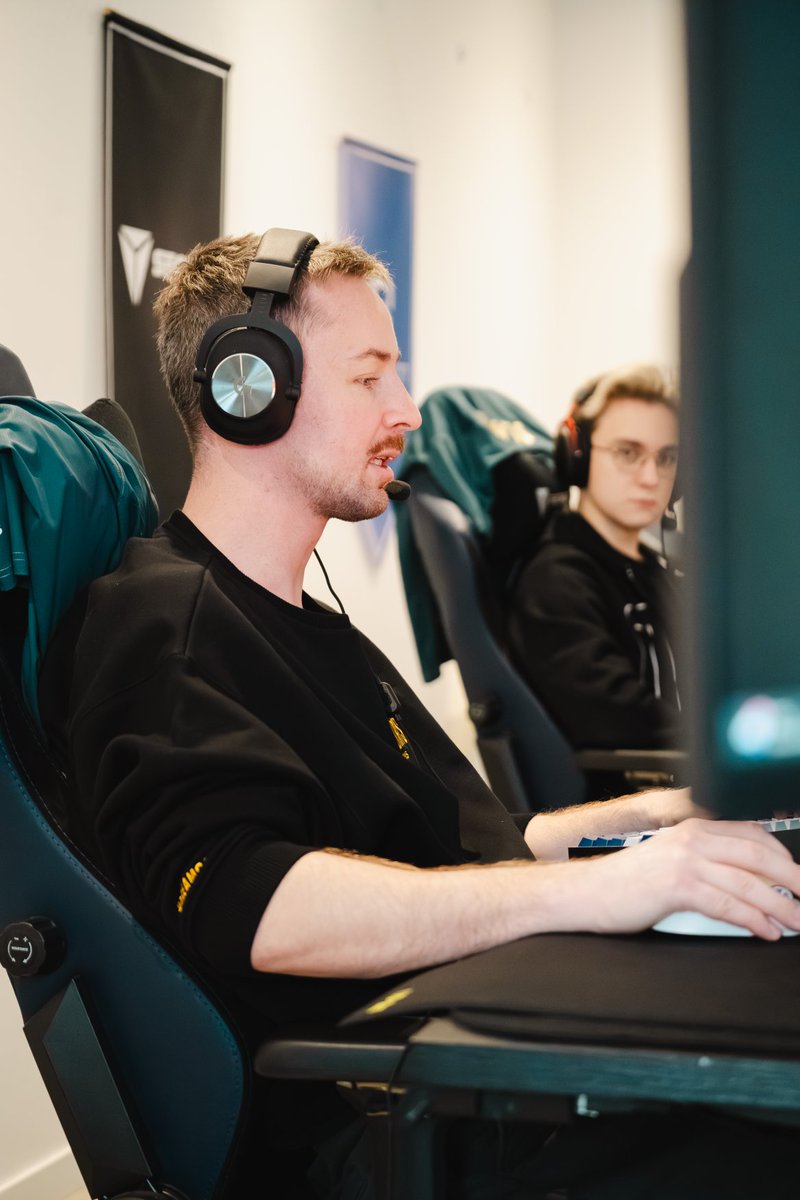 OG Counter-Strike tweet media