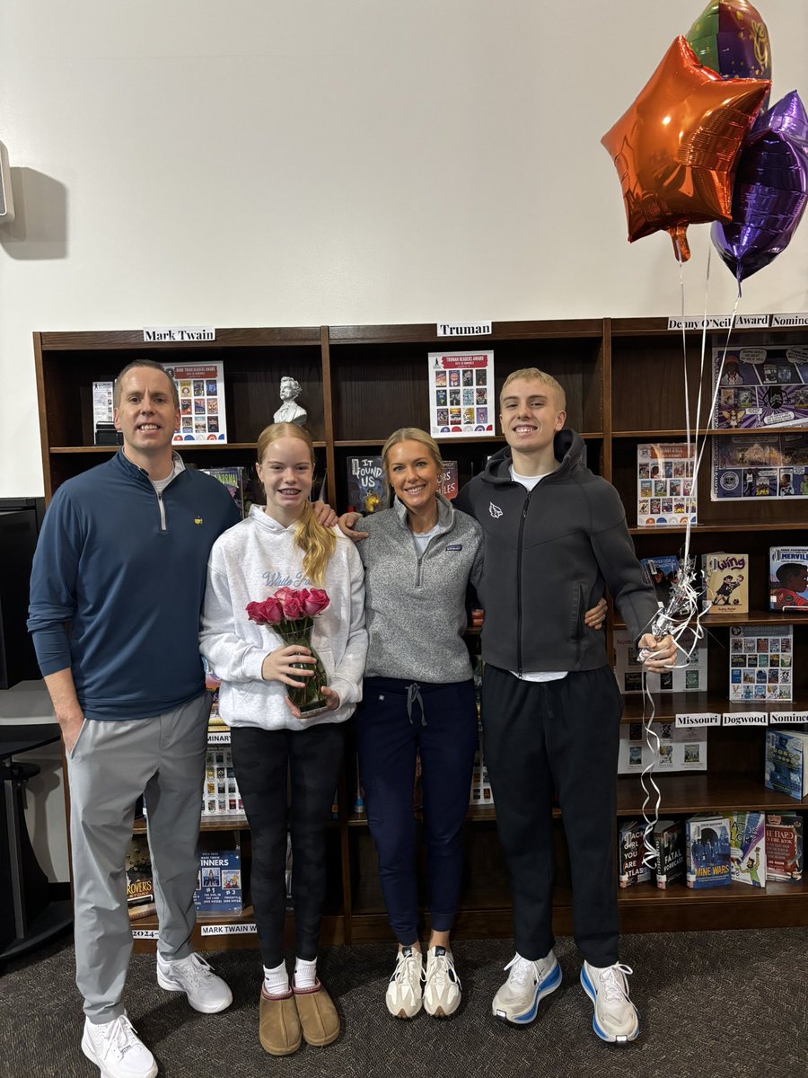 Dr_Allegri's tweet image. Let’s hear it for our 25-26 Teacher and Support Employee of the Year @heritagescoop … @ginalange and  Nurse Traci Fleming!  These two make HMS and all those here BETTER!  All of your work doesn’t go unnoticed and clearly it’s #WorthIt.  Congrats 🎊 @LIBERTYSCHOOLS