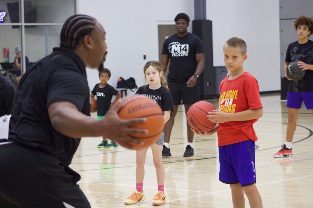 m14hoopsche's tweet photo. ☀️ SUMMER CAMPS ARE HERE! ☀️

Registration is officially OPEN 🏀🔥 We’re offering 5 weeks of summer camps in June, July &amp; August

⏰ 9am-12pm! 4 Days Per Camp (Mon-Thurs)

3 Camp Offerings:
🏀 Ball Handling Camp
🎯 Shooting Camp
🪣 Scoring Camp

#SummerCamps #BasketballCamp https://t.co/cqdIuafyZy