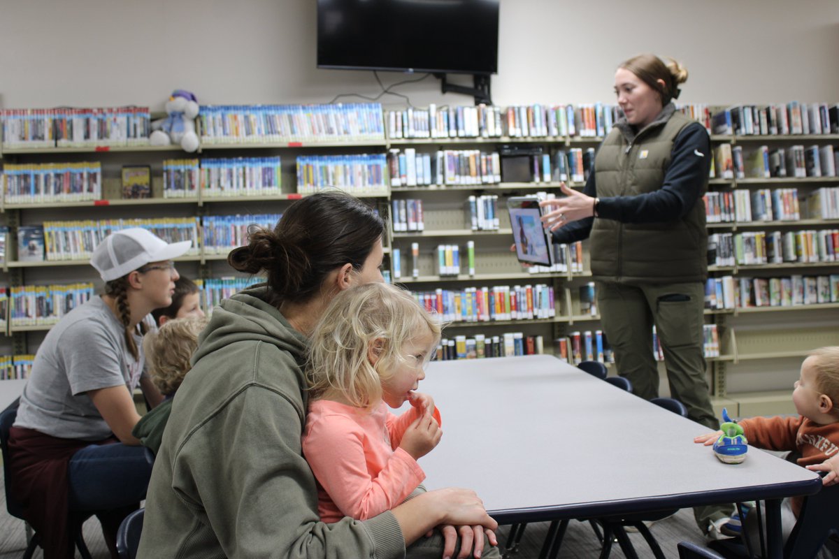 WestLyonHerald's tweet photo. ❄️Children of all ages embarked on an arctic adventure at the Larchwood Public Library on Jan. 15. Read about the wonders of polar bears in this week’s West Lyon Herald, available online, at newsstands or through subscriptions!
https://t.co/2qO0OGuWVX https://t.co/VJ1pGYCc0Z